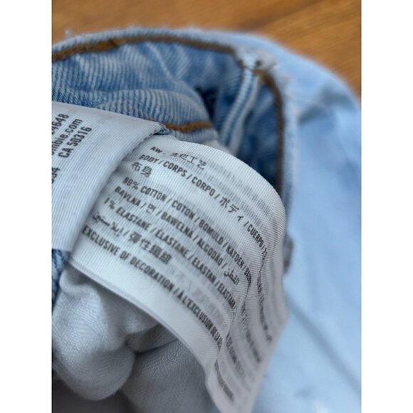 Abercrombie & Fitch Jeans Curve Love Mom High Rise Light Wash Denim Size 6 Blue - Picture 6 of 7